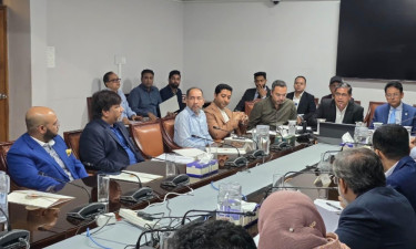 শিক্ষার্থীরা পাবে বিনা মূল্যে স্কুল ড্রেস-ব্যাগ-জুতা, পাশে বসুন্ধরা গ্রুপ