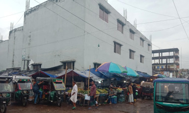 ৬ বছরে খোলেনি ৯ কোটির মার্কেট, রাজস্ব হারাচ্ছে সরকার