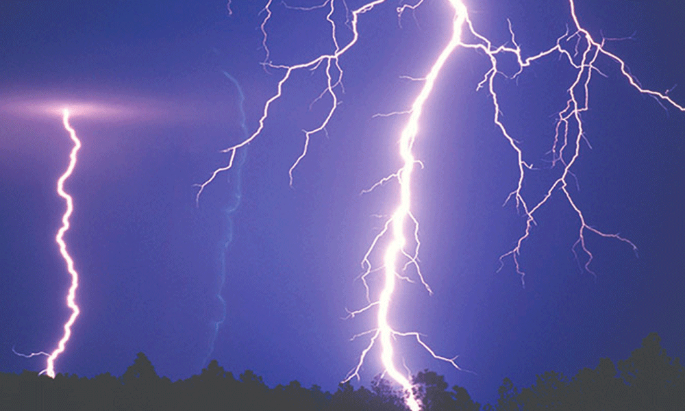 পটুয়াখালীতে বজ্রাঘাতে ৪ জনের মৃত্যু, প্রাণ গেল অন্তত ২৯ গরুর