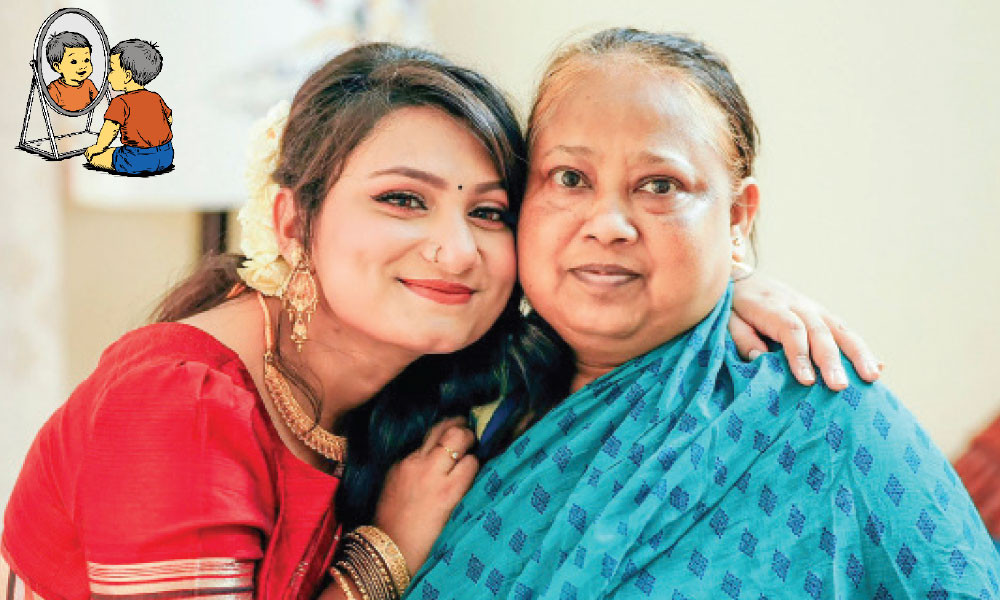 মা একদমই ছবি তুলতে চাইতেন না