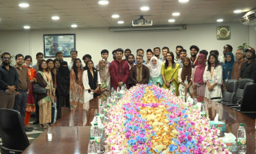 সাংবাদিকতায় ঝুঁকি থাকবে, তবু লড়তে হবে : হায়দার আলী