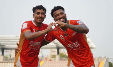 ঘুরে দাঁড়িয়ে মোহামেডানকে হারাল কিংস