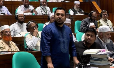 মুজিব বাহিনী মুক্তিযোদ্ধা না : নাহিদ