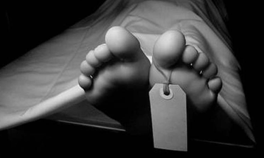 গাছে ঝুলছিল নিখোঁজ যুবকের মরদেহ