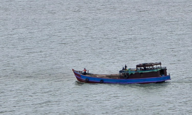এক বছর পর টেকনাফ স্থলবন্দর সীমান্ত বাণিজ্য চালু