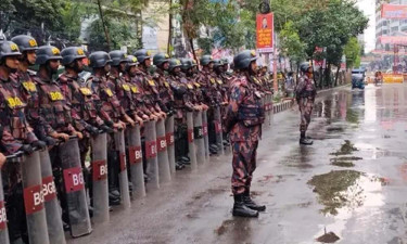 নয়াপল্টনে প্রধানমন্ত্রীর আগমন ঘিরে বিজিবি মোতায়েন