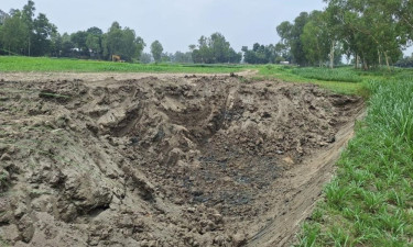 মির্জাপুরে খাল খননের নামে ফসলি জমির মাটি চুরির অভিযোগ