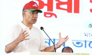 জলাবদ্ধতা নিরসনে খাল খনন করছে সরকার : প্রধানমন্ত্রী