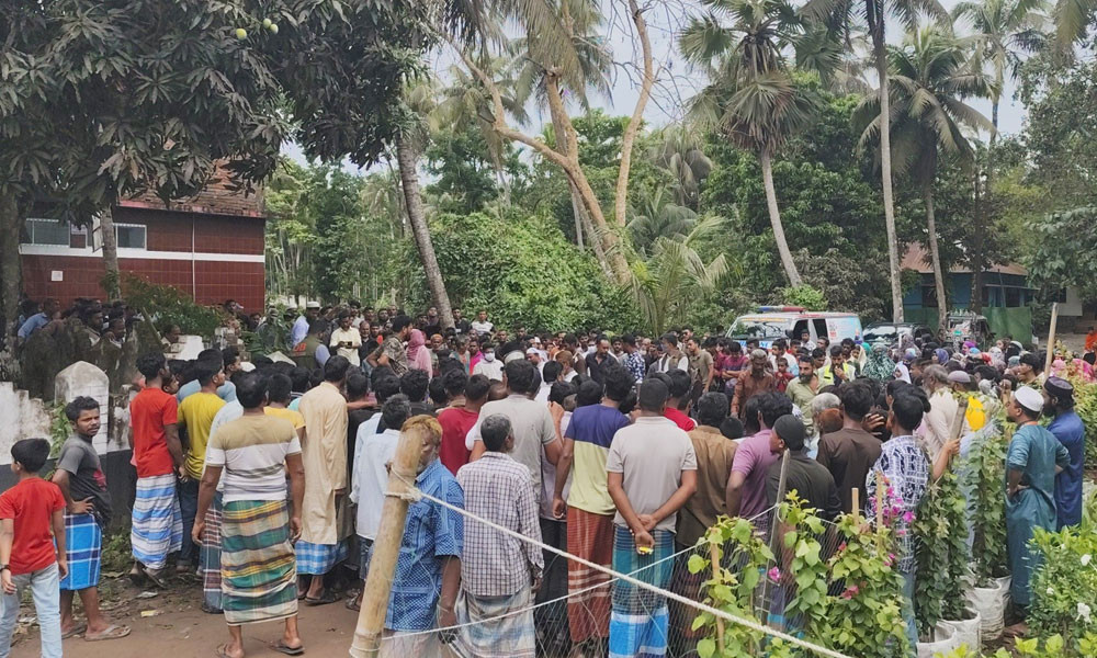লক্ষ্মীপুরে ১৪ মাস পর কৃষকদল নেতার মরদেহ উত্তোলন