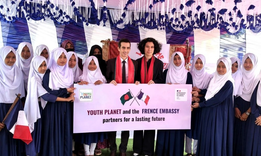 নারীর স্বাস্থ্য সুরক্ষায় স্থানীয় উদ্যোগ পরিদর্শনে ফ্রান্স দূতাবাসের প্রতিনিধিদল