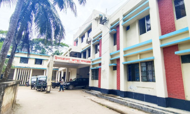 অ্যান্টিভেনম ও জলাতঙ্ক ভ্যাকসিন সংকট : বাড়ছে সাপে কাটা রোগীর মৃত্যু