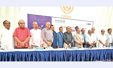 গণমাধ্যমে সমস্যার তুলনায় প্রস্তুতি যথেষ্ট নয় : তথ্যমন্ত্রী
