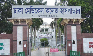ডেমরায় মোটরসাইকেলের ধাক্কায় বৃদ্ধা নিহত