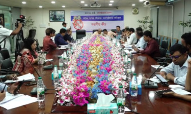 কালের কণ্ঠের গোলটেবিল বৈঠক শুরু