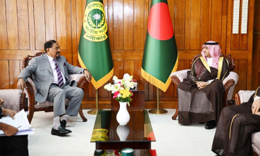 রোহিঙ্গা সংকট নিরসনে ওআইসিকে জোরালো ভূমিকা রাখার আহ্বান স্পিকারের