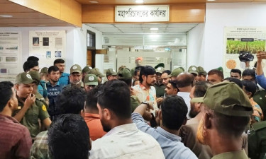ধান গবেষণা ইনস্টিটিউটে ডিজি নিয়োগ ঘিরে দুই পক্ষের পাল্টাপাল্টি বিক্ষোভ