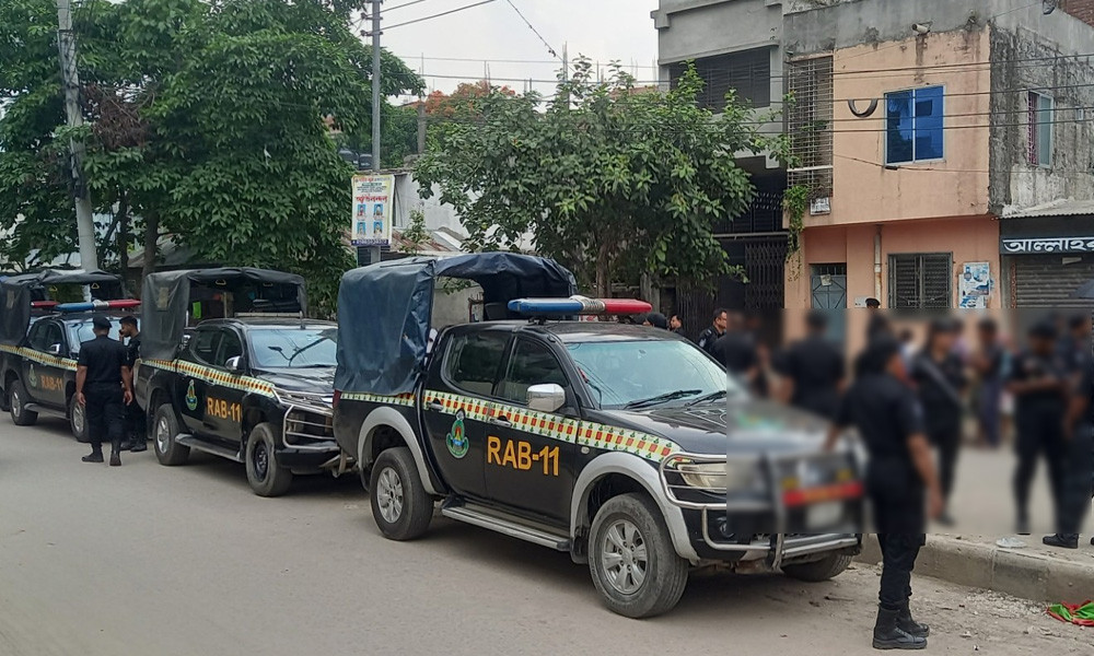 নারায়ণগঞ্জে ৩ র‍্যাব কর্মকর্তাকে কুপিয়ে জখম