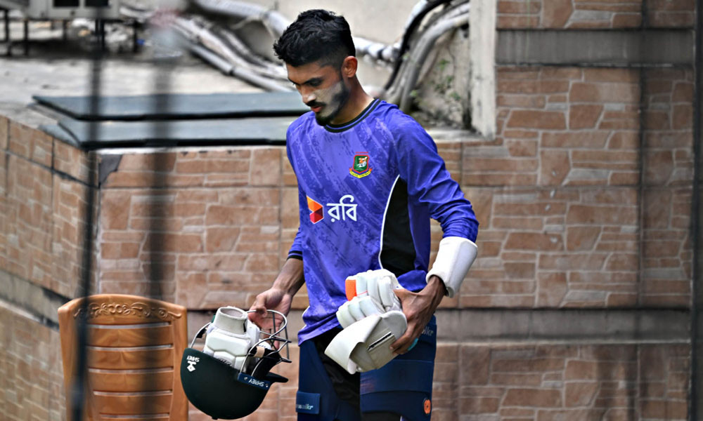 অভিষেকের অপেক্ষায় থাকা অমিত জানালেন নিজ আইডলের নাম