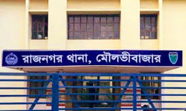 কাউয়াদীঘি হাওরে ধানবোঝাই নৌকাডুবি, প্রাণ গেল শ্রমিকের