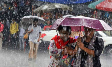 দেশের সব বিভাগেই বজ্রবৃষ্টির আভাস