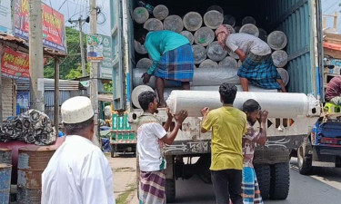 যুবদল নেতার গোডাউনে মিলল চোরাই কাপড়, গ্রেপ্তার স্বেচ্ছাসেবক দল নেতা
