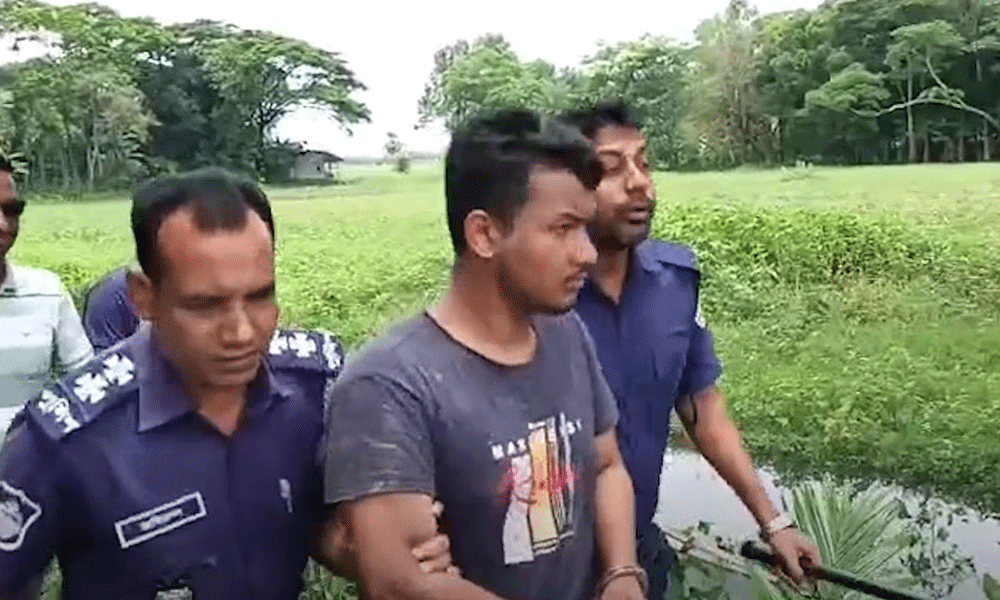 মাদরাসার শিশু শিক্ষার্থীকে বলাৎকারের অভিযোগে শিক্ষক আটক