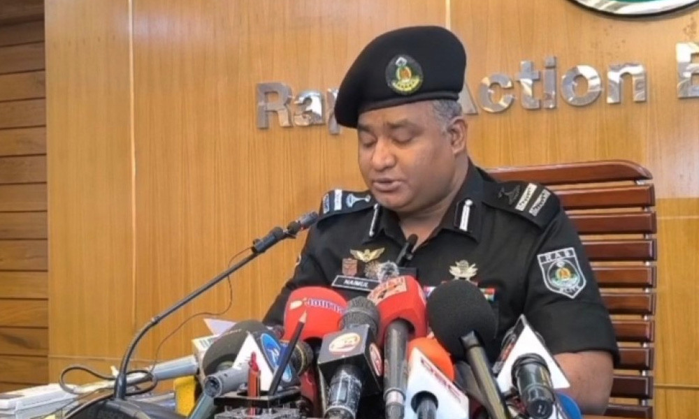 ঘন ঘন স্থান বদলাচ্ছিলেন সেই মাদরাসা শিক্ষক, ছিল না মোবাইল ফোন
