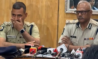 বুলডোজার নিয়ে মিছিলে নিষেধাজ্ঞা কলকাতা পুলিশের