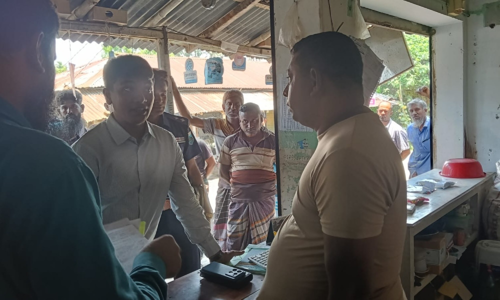 নাটোরের নলডাঙ্গায় ৩০ বস্তা ভেজাল সার জব্দ-জরিমানা