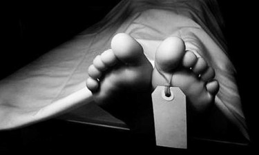 তালাবদ্ধ ঘরে পড়ে ছিল নারী পোশাক শ্রমিকের গলা কাটা মরদেহ