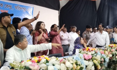 অনুষ্ঠানে প্রতিমন্ত্রী-এমপি সমর্থকদের হট্টগোল, শামা ওবায়েদের ক্ষোভ