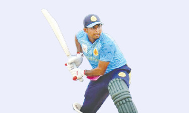 মোসাদ্দেক ঝড়ের পরও হারল আবাহনী