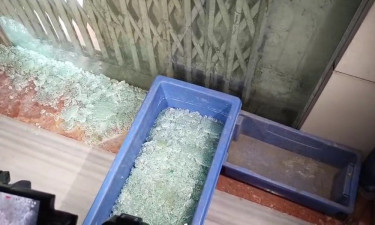 নারায়ণগঞ্জে মসজিদে পাটওয়ারীকে ঘিরে বিশৃঙ্খলা, ভাঙল দরজার গ্লাস