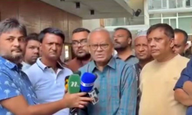 সরকারের ভুল দেখিয়ে দিলে গণতন্ত্র শক্তিশালী হয় : রিজভী