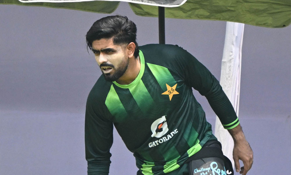 দ্বিতীয় টেস্টে ফিরতে পারেন পাকিস্তান দলের সবচেয়ে বড় তারকা