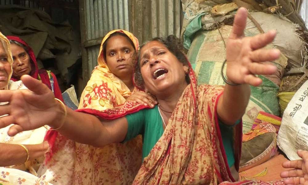 ‘বাবারে মাইরা ফ্যালাইছে, তোরা আমার রসুলরে আইনা দে’