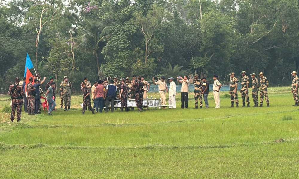 বিএসএফের গুলিতে নিহত ২ বাংলাদেশির লাশ হস্তান্তর