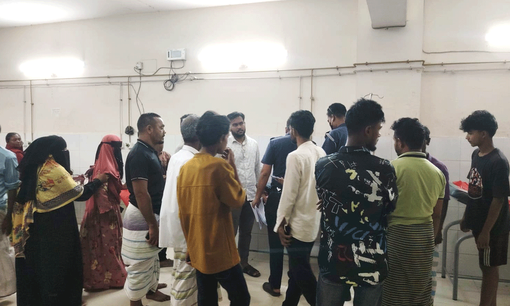 ভৈরবে নছিমন থেকে ছিটকে ঝরল স্কুলছাত্রের প্রাণ