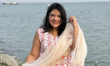 লাইফ সাপোর্টে কনটেন্ট ক্রিয়েটর কারিনা কায়সার