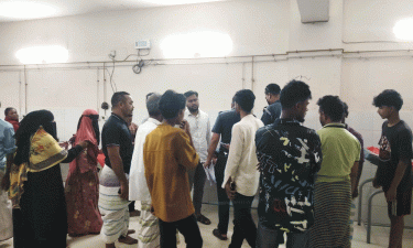 ভৈরবে নছিমন থেকে ছিটকে ঝরল স্কুলছাত্রের প্রাণ