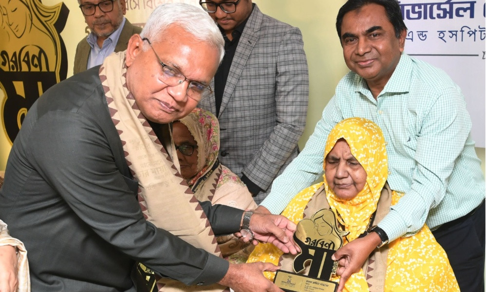 ১১ মা পেলেন ‘গরবিনী মা’ সম্মাননা