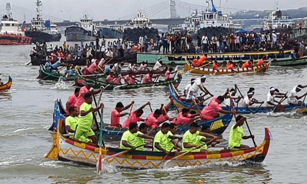 কর্ণফুলী নদী রক্ষায় ২০তম সাম্পান খেলা