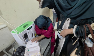স্বামী জামিন পাওয়ায় এজলাসেই বিষপান করলেন স্ত্রী