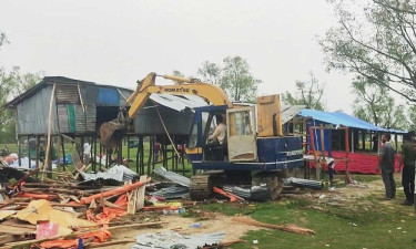 সীতাকুণ্ডে পর্যটকের ওপর হামলা, গ্রেপ্তার ২