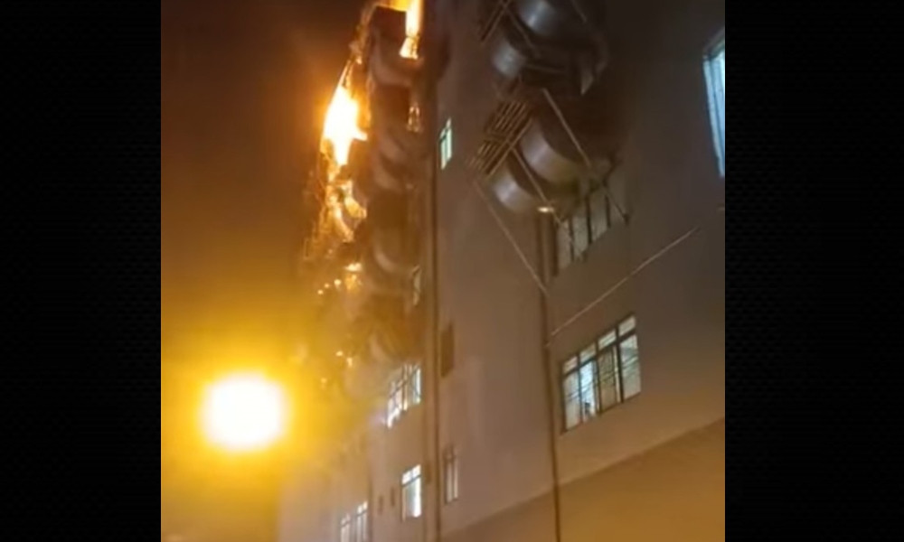 ভালুকায় আগুনে পুড়ল পোশাক কারখানা