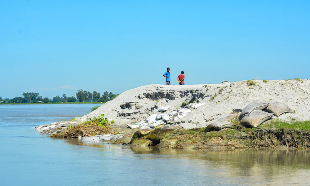 আতঙ্ক কাটছে না চরাঞ্চলের মানুষের