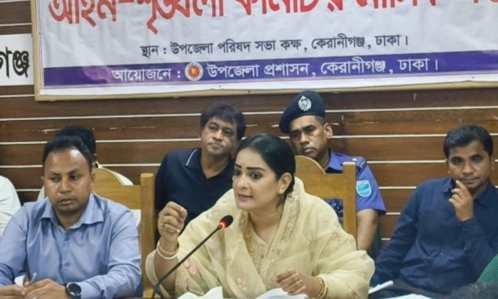 জনগণের দোরগোড়ায় সেবা পৌঁছাতে সবাইকে আন্তরিক হতে হবে : নিপুণ রায় চৌধুরী