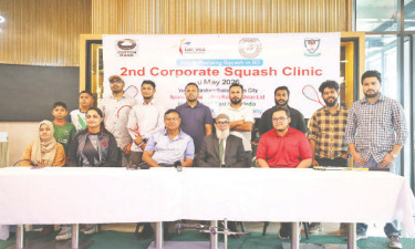 স্পোর্টস সিটিতে করপোরেট স্কোয়াশ ক্লিনিক