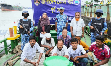 বন্দরে ‘কাণ্ডারী’ থেকে ডিজেল পাচারের চেষ্টা, আটক ৯