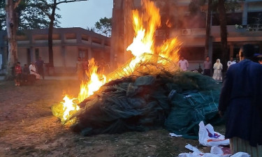 মোহনগঞ্জে ২০ লাখ টাকার অবৈধ চায়না দুয়ারি জাল পুড়িয়ে ধ্বংস